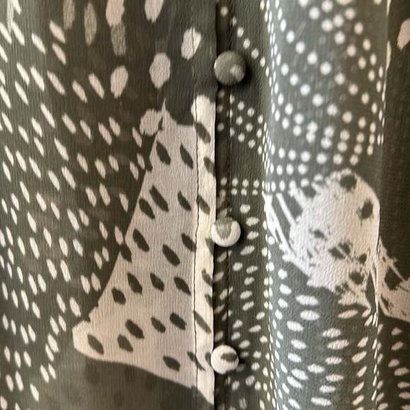 BB Dakota by Steve Madden Women's Settle for More TOP Size Med - Picture 3 of 5